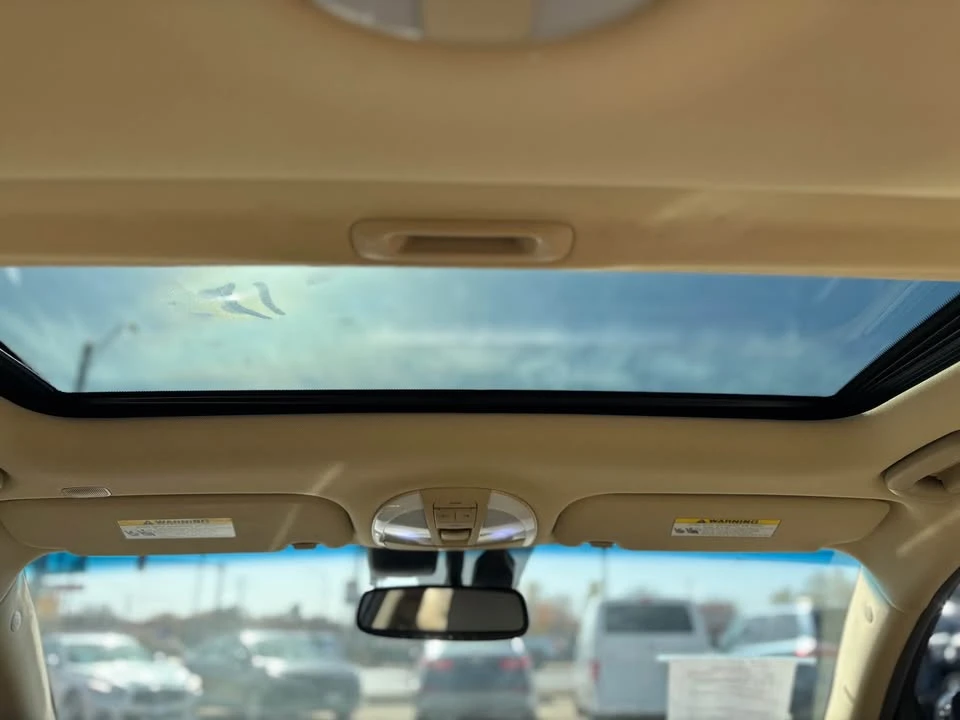 2012 Hyundai Genesis - Image 5 of 7