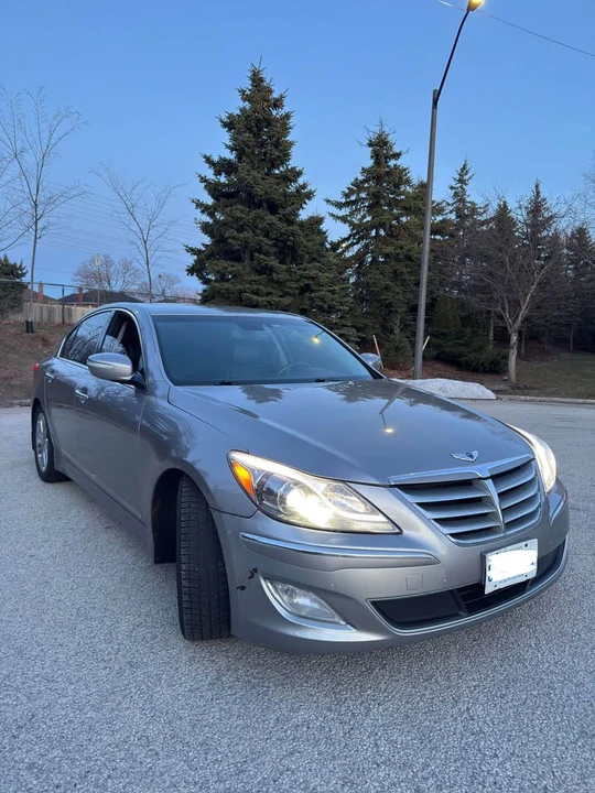 2012 Hyundai Genesis - Image 2 of 11