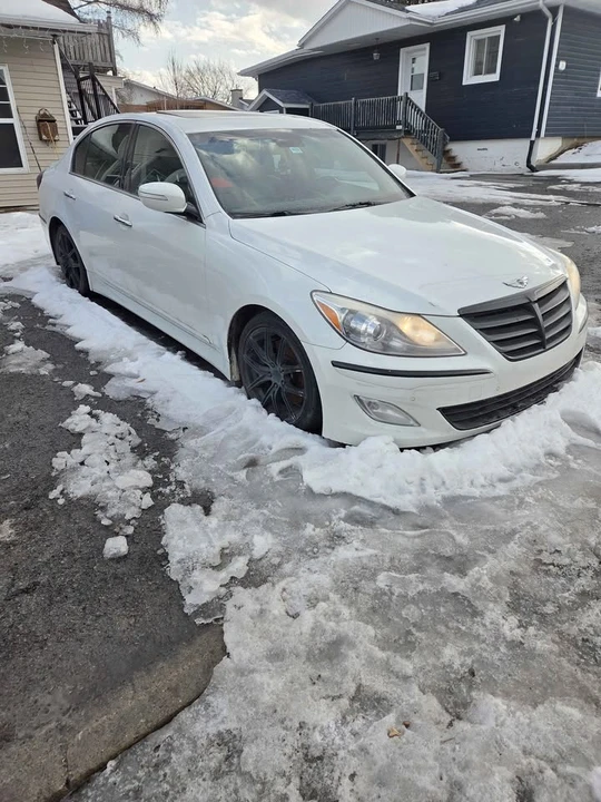2012 Hyundai Genesis - Image 2 of 10
