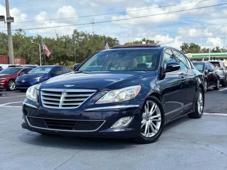2012 Hyundai Genesis - Image 3 of 14