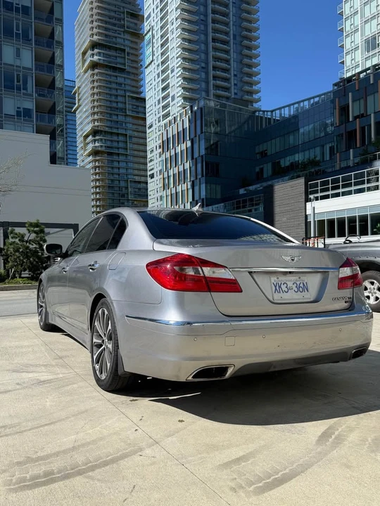 2012 Hyundai Genesis - Image 2 of 7