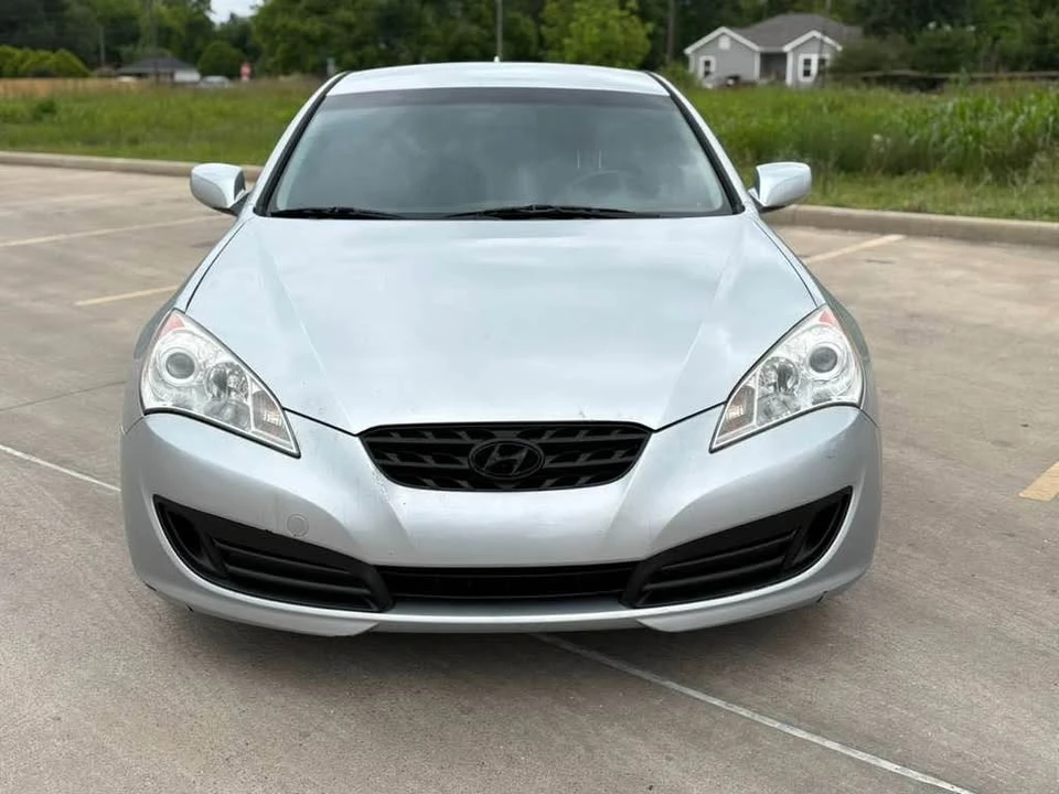 2012 Hyundai Genesis - Image 10 of 10