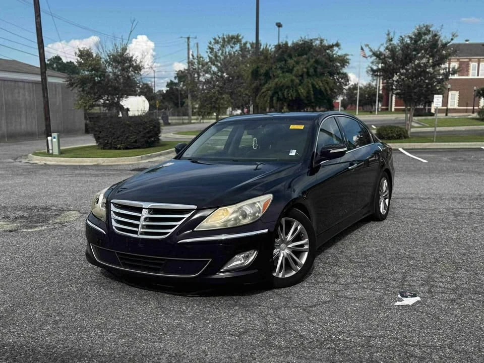 2012 Hyundai Genesis - Image 8 of 12