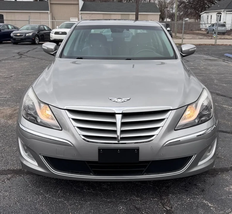 2012 Hyundai Genesis - Image 2 of 12