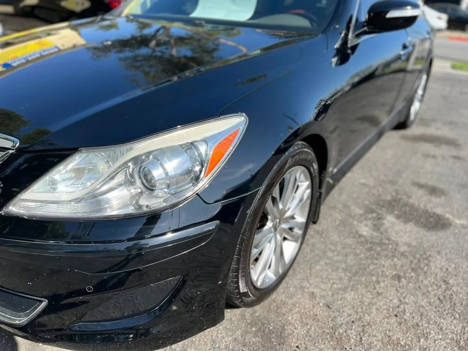 2012 Hyundai Genesis - Image 2 of 20