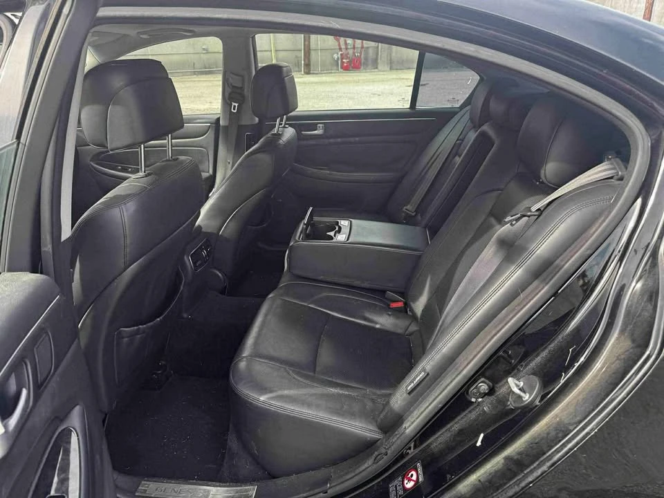 2012 Hyundai Genesis - Image 6 of 12