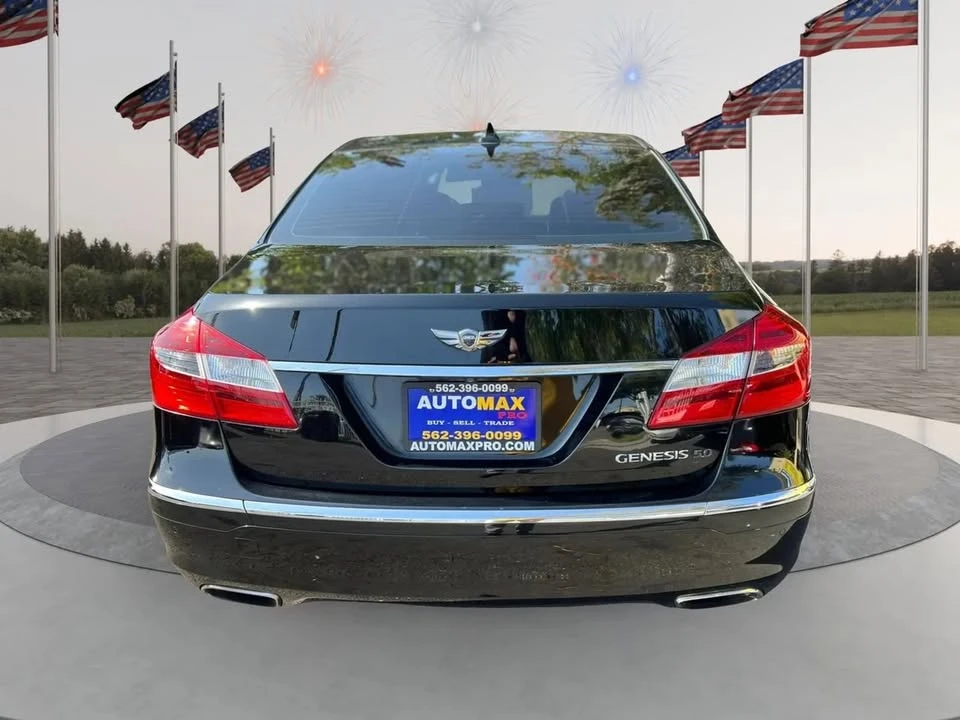 2012 Hyundai Genesis - Image 14 of 20