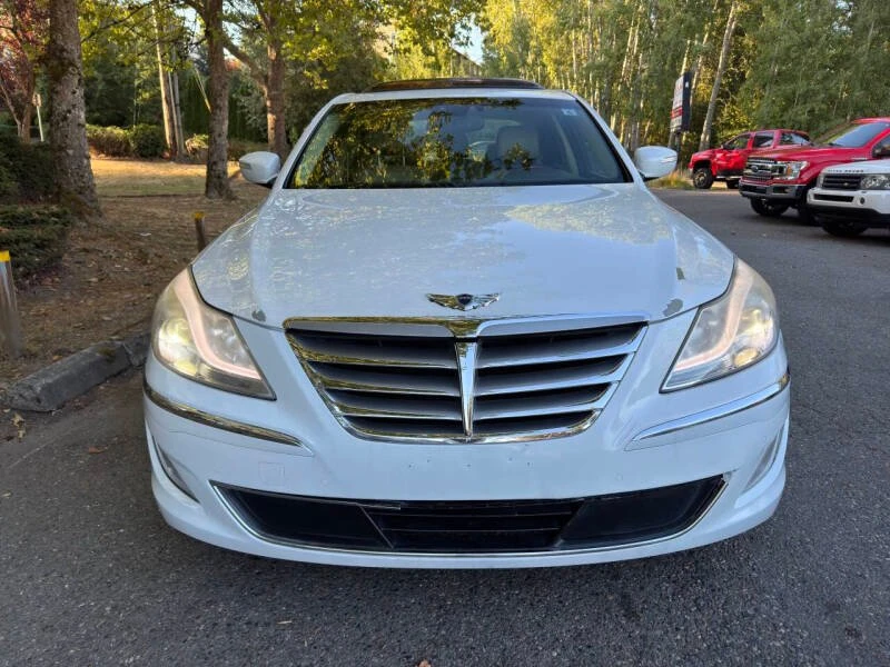 2012 Hyundai Genesis - Image 2 of 19
