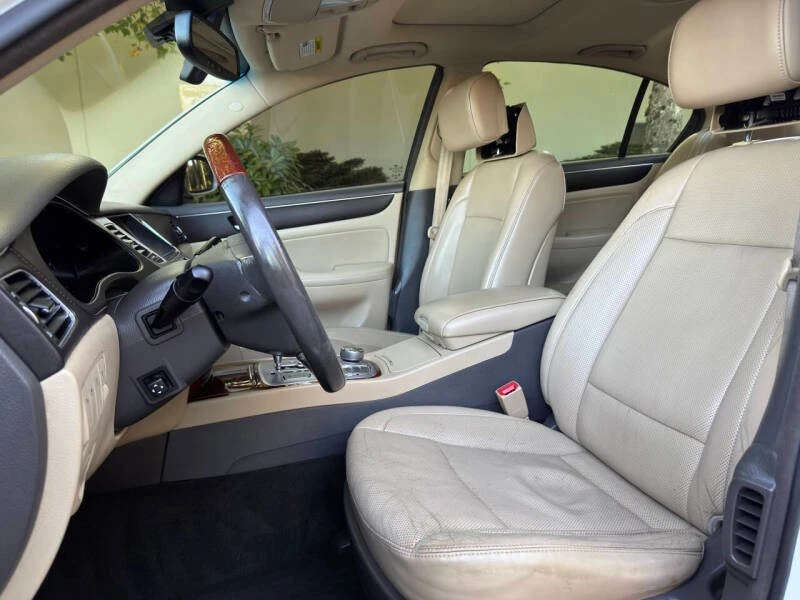 2012 Hyundai Genesis - Image 6 of 19