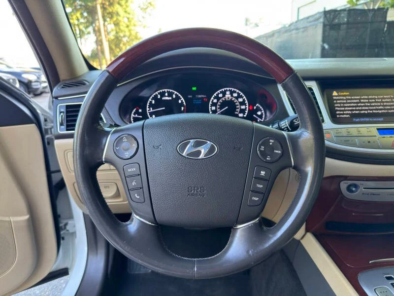 2012 Hyundai Genesis - Image 11 of 19