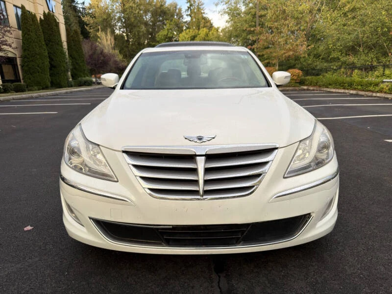 2012 Hyundai Genesis - Image 2 of 16