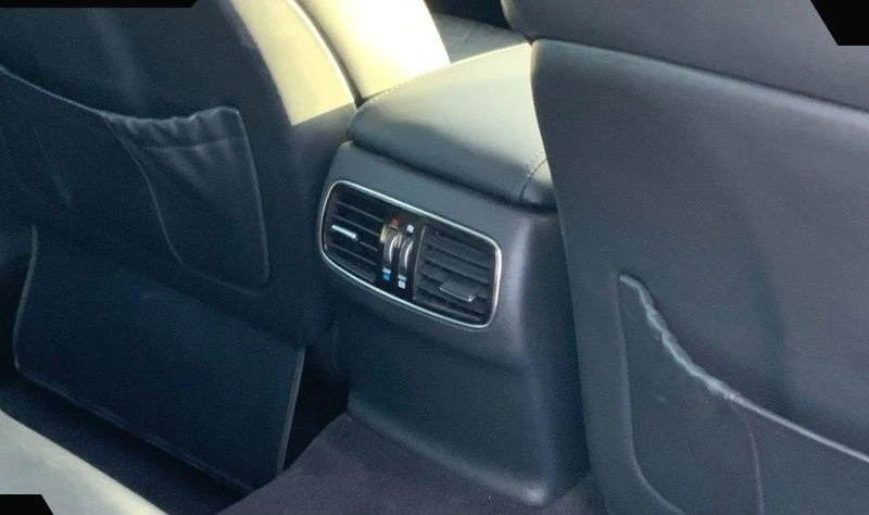 2012 Hyundai Genesis - Image 18 of 20