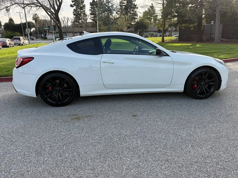 2012 Hyundai Genesis Coupe - Image 3 of 20