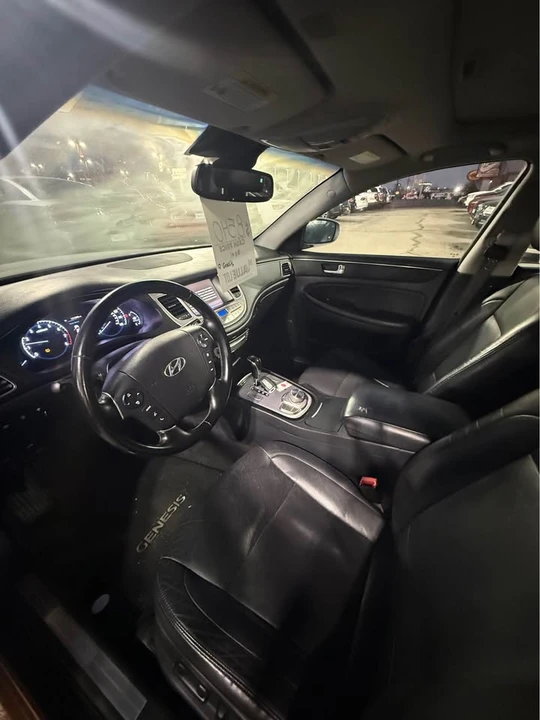 2012 Hyundai Genesis - Image 5 of 6