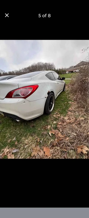 2012 Hyundai Genesis Coupe - Image 2 of 7