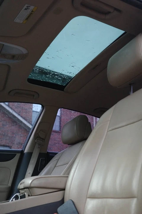 2012 Hyundai Genesis - Image 11 of 15