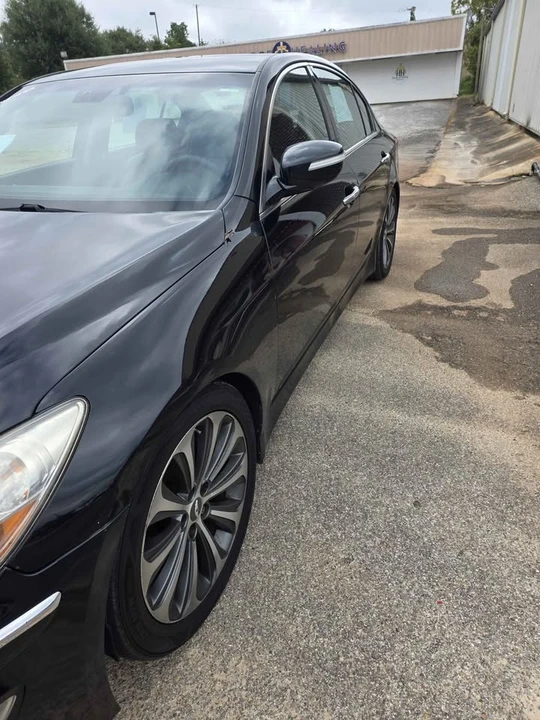 2012 Hyundai Genesis - Image 2 of 4
