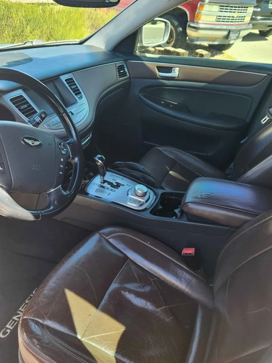 2012 Hyundai Genesis - Image 3 of 7