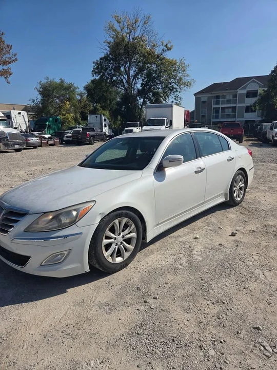 2012 Hyundai Genesis - Image 2 of 9