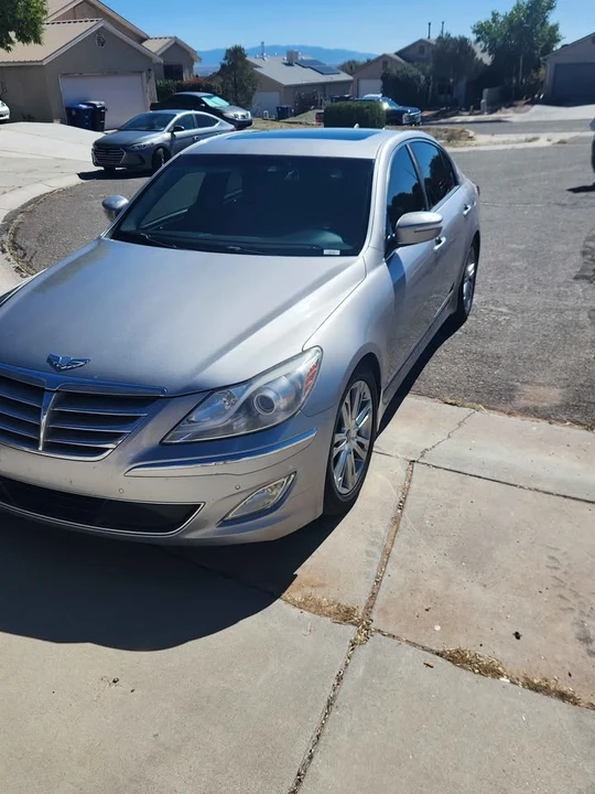 2012 Hyundai Genesis - Image 2 of 7