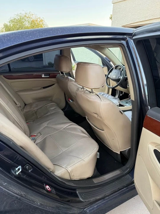 2012 Hyundai Genesis - Image 4 of 6