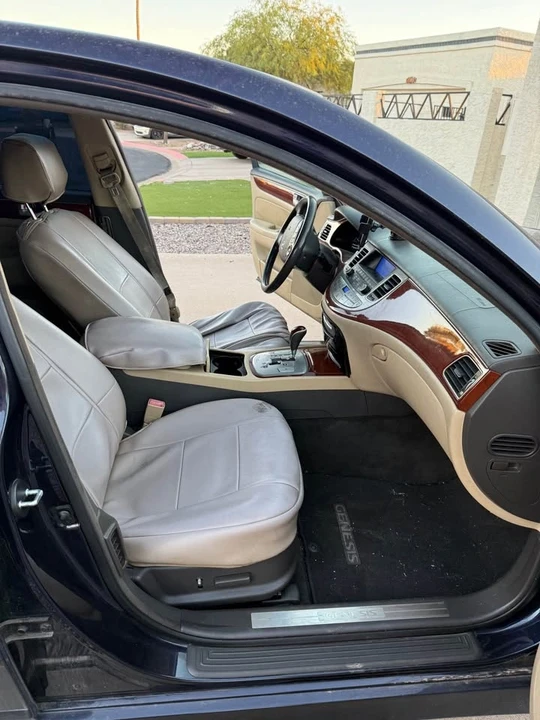 2012 Hyundai Genesis - Image 5 of 6
