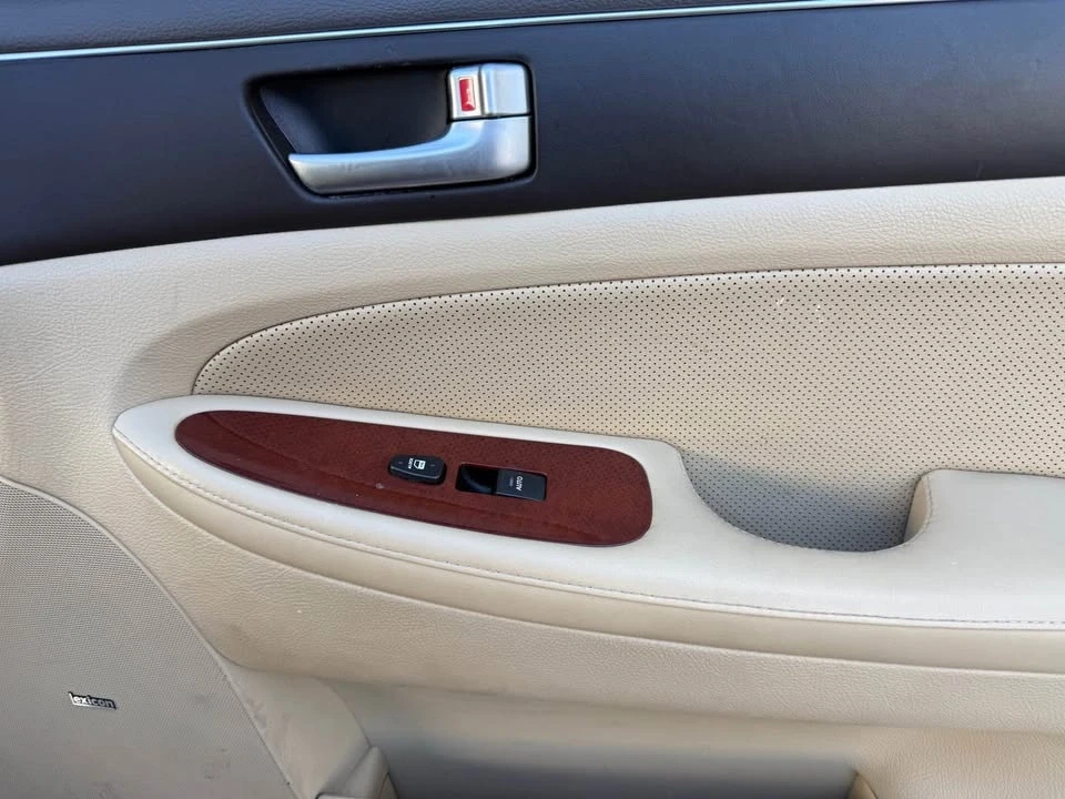 2012 Hyundai Genesis - Image 19 of 20