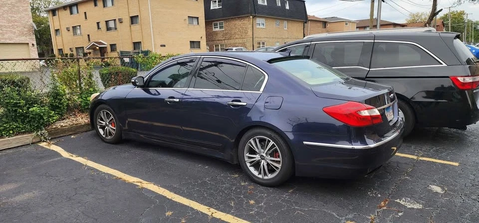 2012 Hyundai Genesis - Image 9 of 9