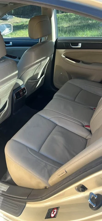 2008 Hyundai Genesis - Image 6 of 6