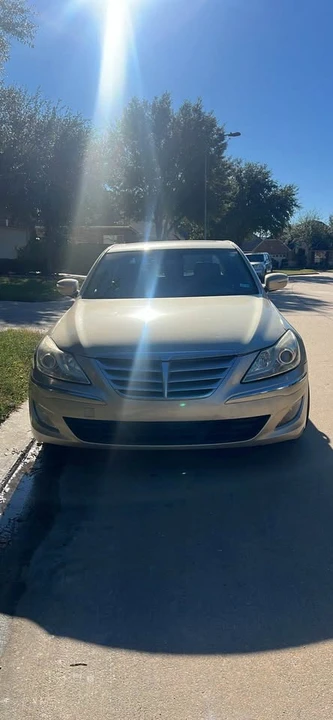 2012 Hyundai Genesis - Image 3 of 6