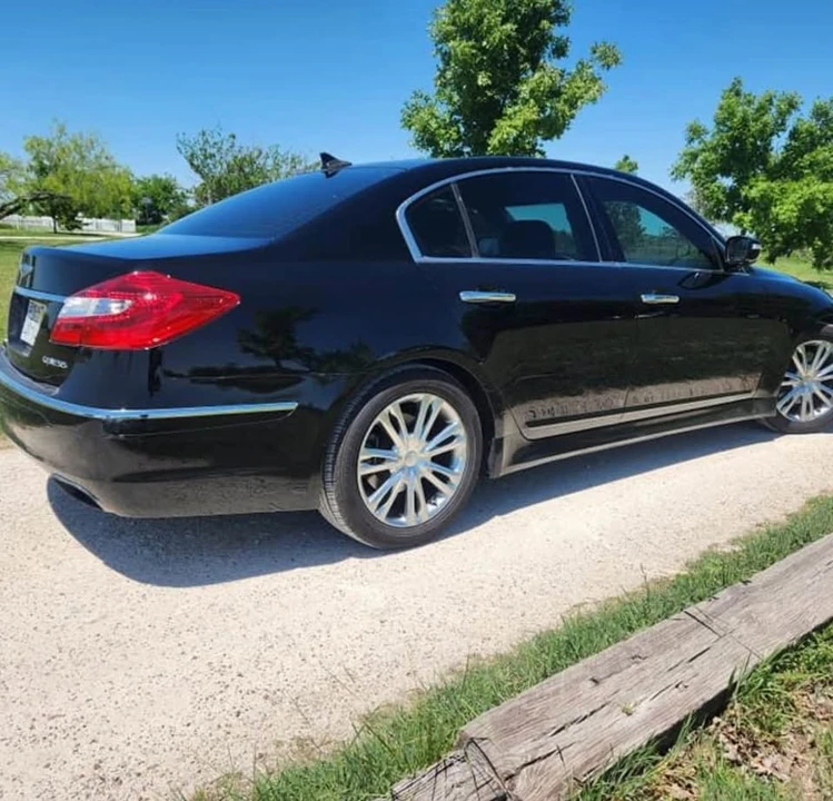 2012 Hyundai Genesis - Image 3 of 4