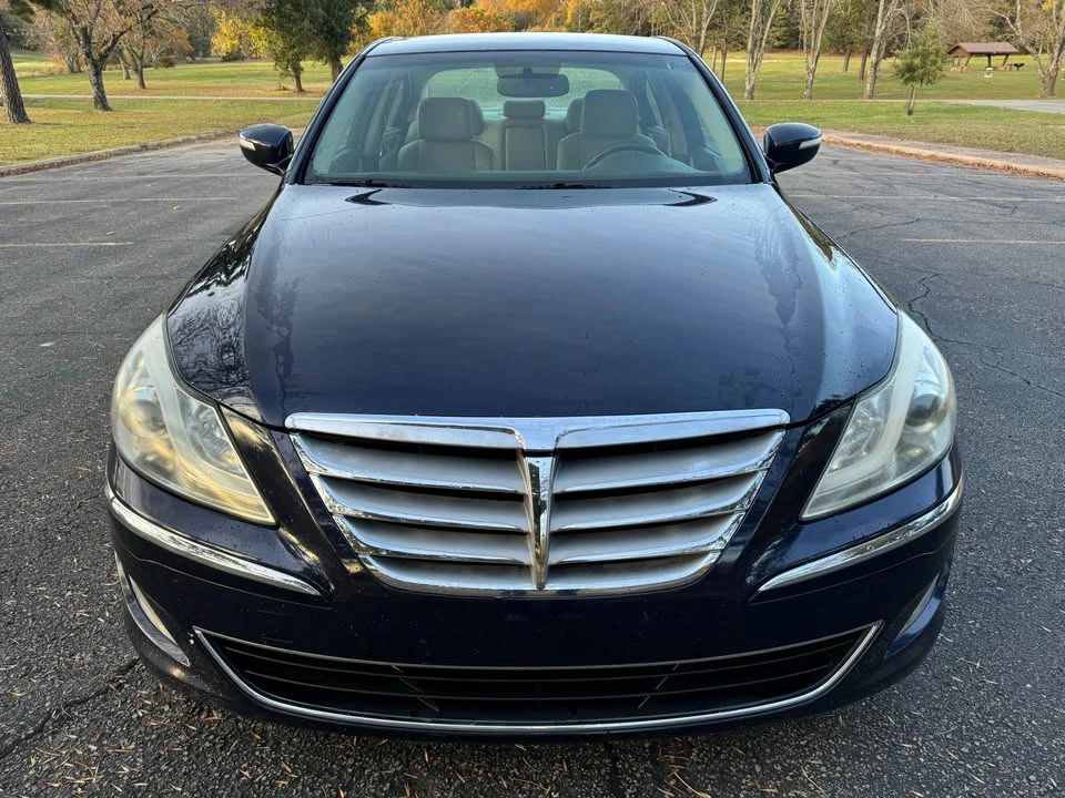 2012 Hyundai Genesis - Image 8 of 16
