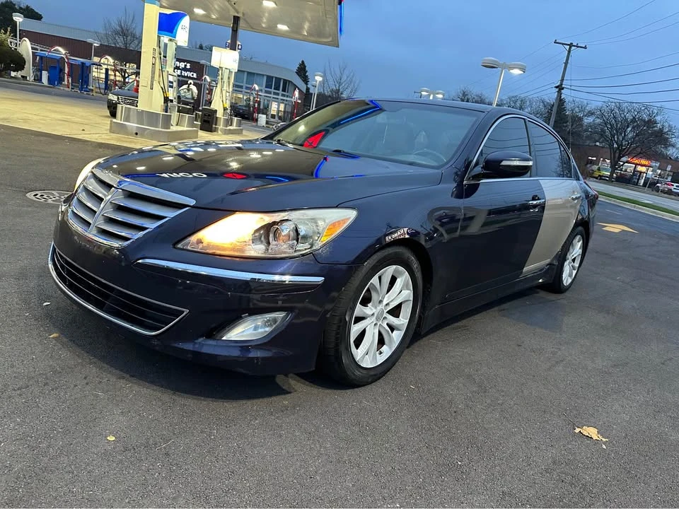 2012 Hyundai Genesis - Image 10 of 10