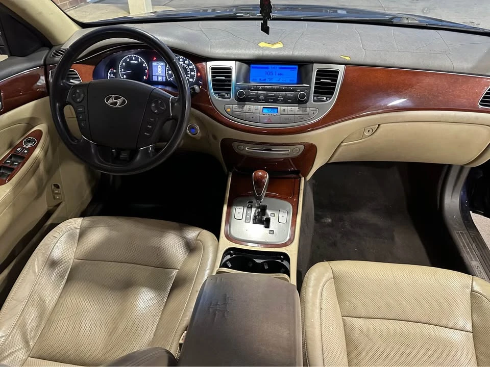 2012 Hyundai Genesis - Image 9 of 10