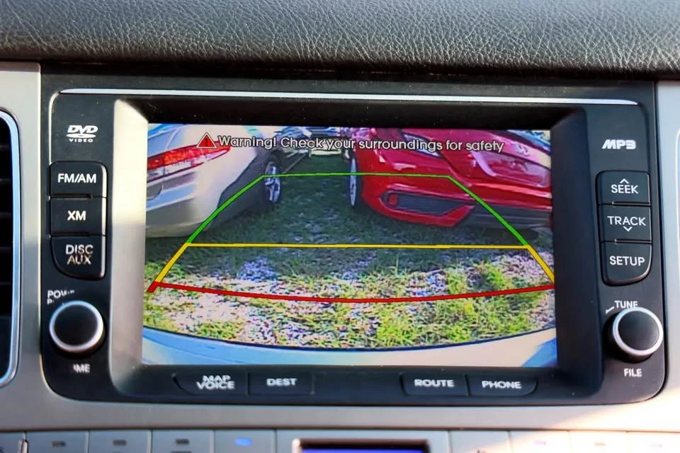 2012 Hyundai Genesis - Image 6 of 8
