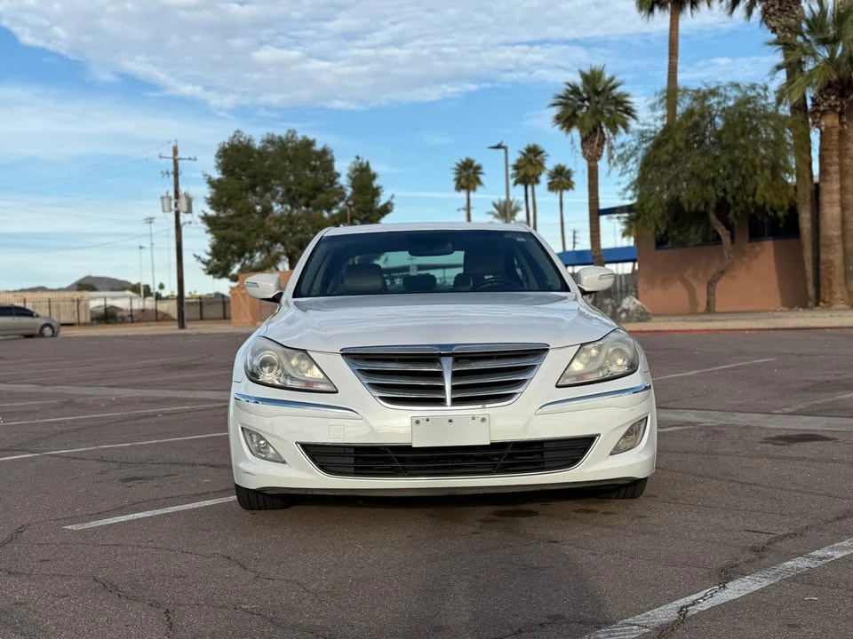 2012 Hyundai Genesis - Image 2 of 15