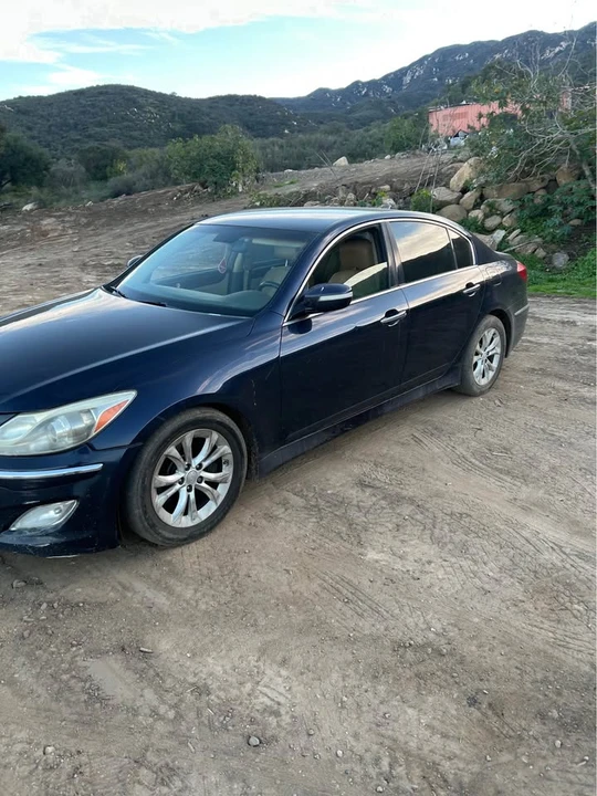 2012 Hyundai Genesis - Image 3 of 19