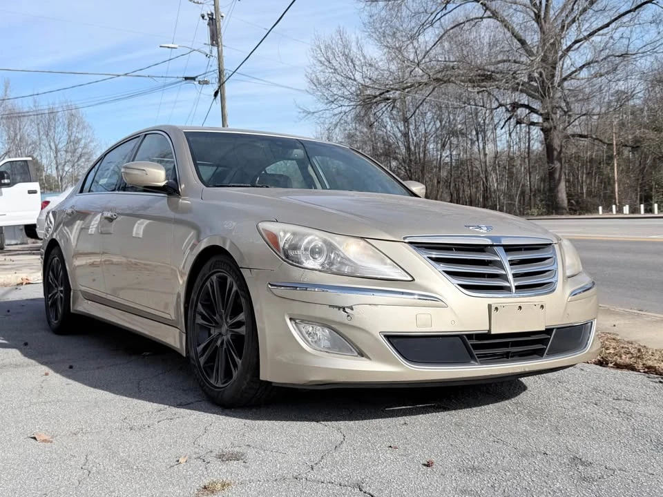 2012 Hyundai Genesis - Image 2 of 10