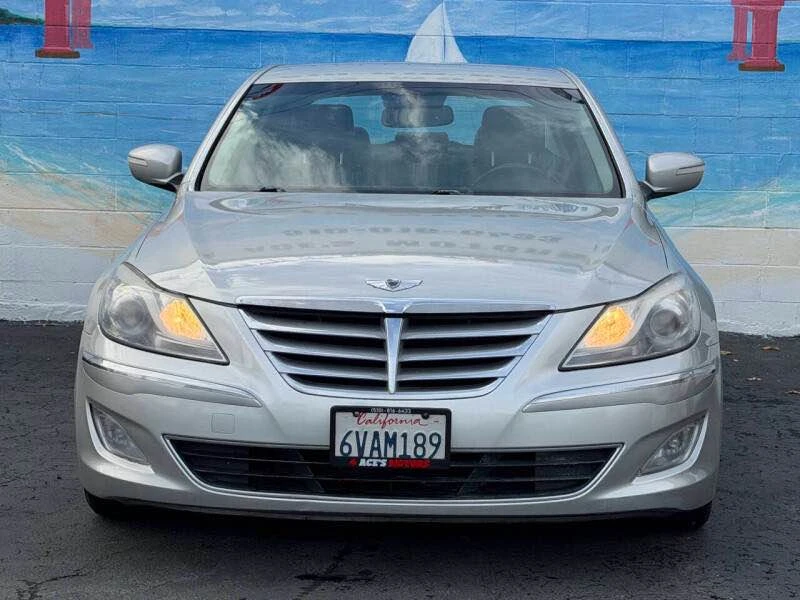 2012 Hyundai Genesis - Image 2 of 9