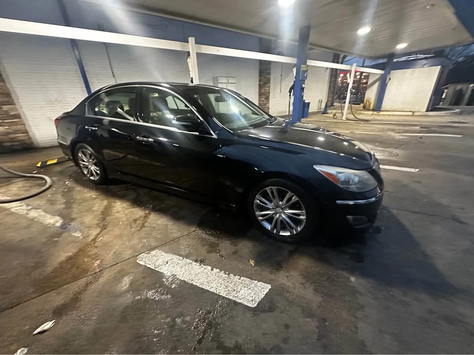 2012 Hyundai Genesis - Image 2 of 10