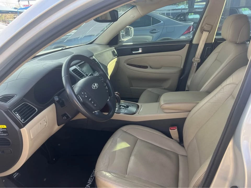 2012 Hyundai Genesis - Image 2 of 5