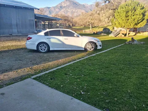 2012 Hyundai Genesis 3.8 Sedan