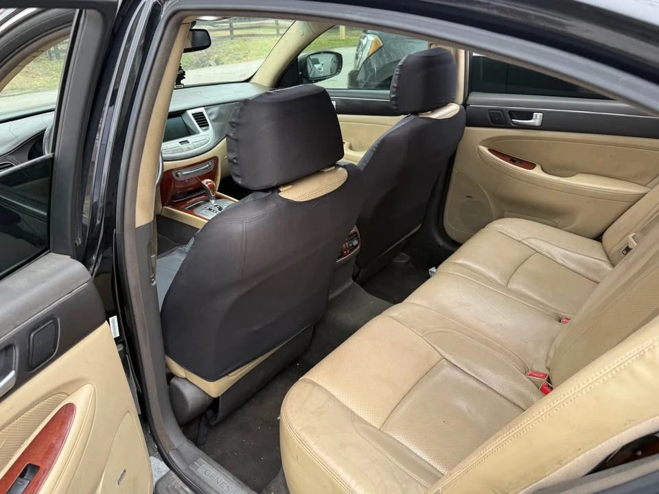 2012 Hyundai Genesis - Image 5 of 9