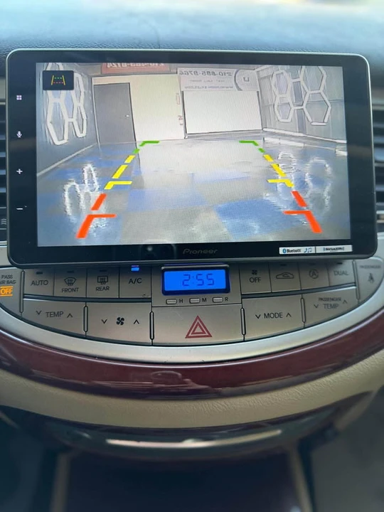 2012 Hyundai Genesis - Image 11 of 14