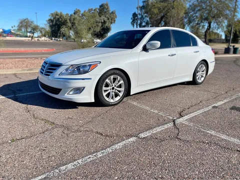 2012 Hyundai Genesis 3.8 Sedan