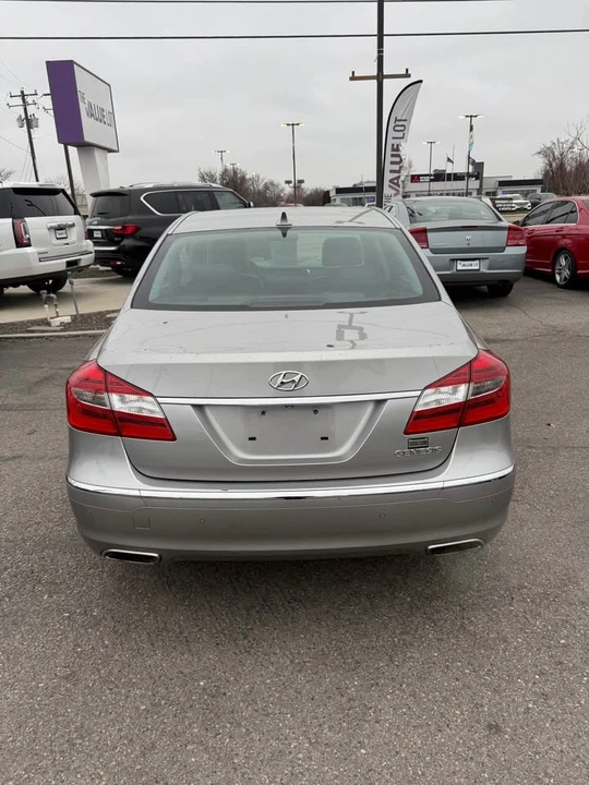 2012 Hyundai Genesis - Image 4 of 20