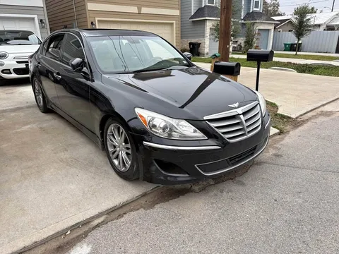 2012 Hyundai Genesis 3.8 Sedan