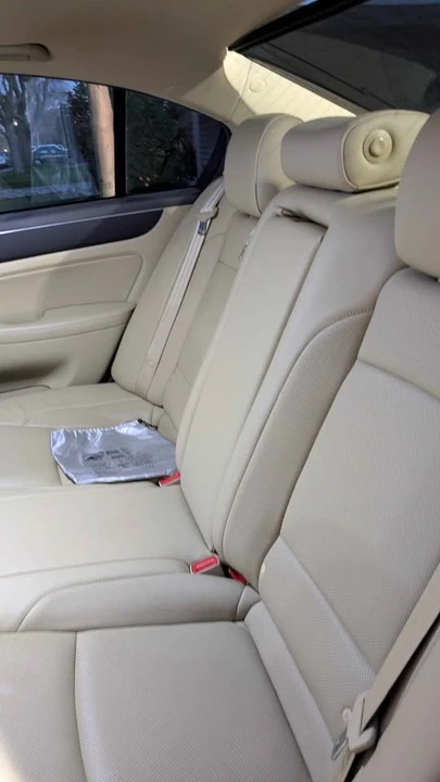 2012 Hyundai Genesis - Image 2 of 9