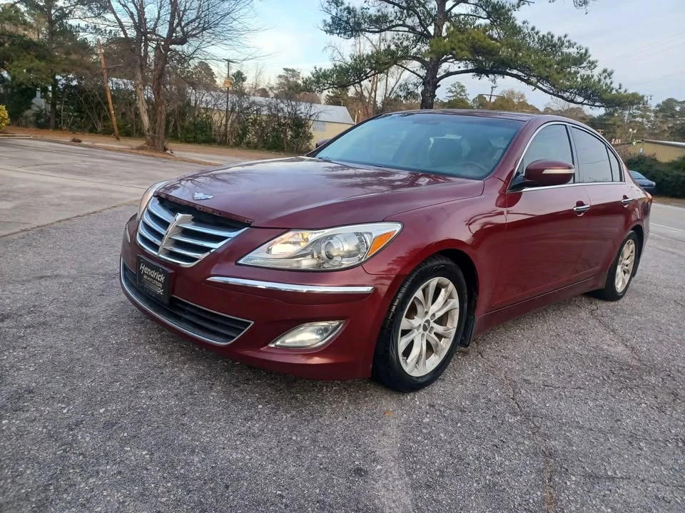 2012 Hyundai Genesis - Image 2 of 12