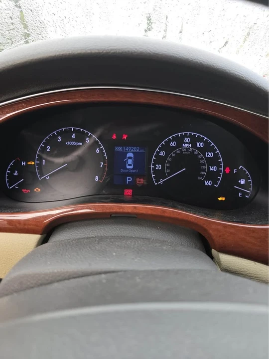 2012 Hyundai Genesis - Image 3 of 3